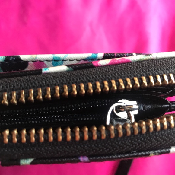 KATE SPADE WALLET - Picture 4 of 8